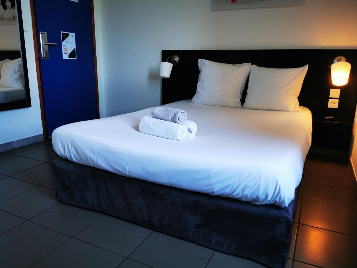 Ponson Hotel